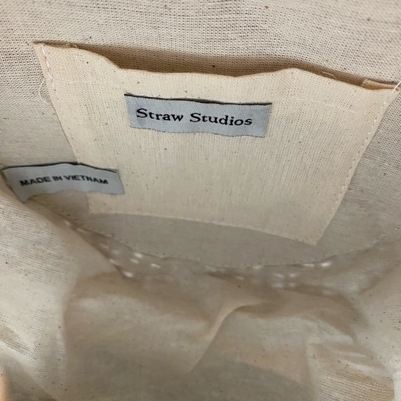 Straw Studios Rattan Crossbody Bag. Brown colour. - Picture 5 of 7